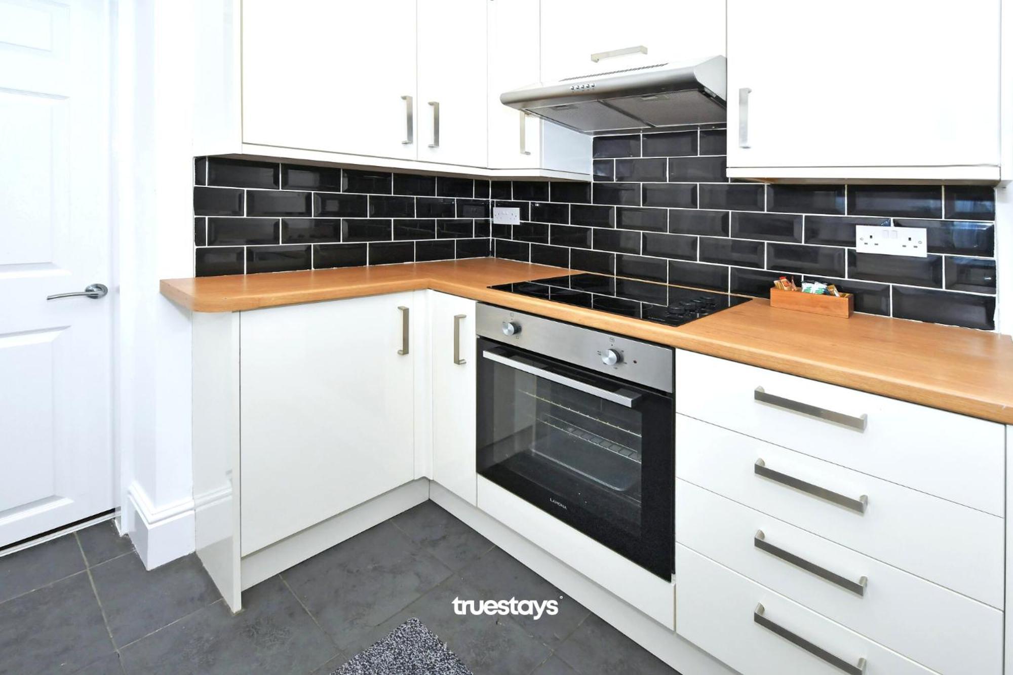 Gilman House By Truestays - 4 Bedroom House In Stoke-On-Trent Etruria Bagian luar foto