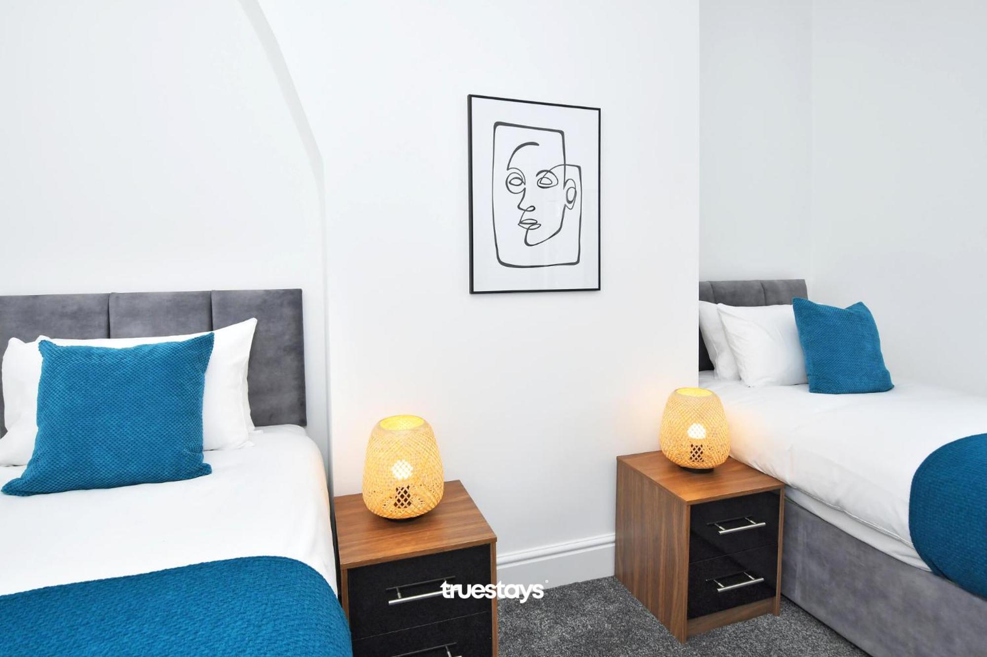 Gilman House By Truestays - 4 Bedroom House In Stoke-On-Trent Etruria Bagian luar foto